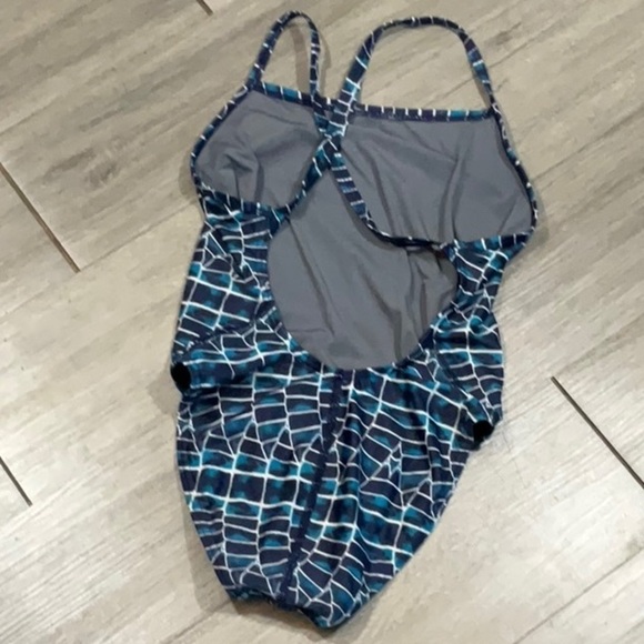 Speedo “Mosaic Maze” Relay Back Power Flex One-Piece Swimsuit size 10 - Picture 8 of 9